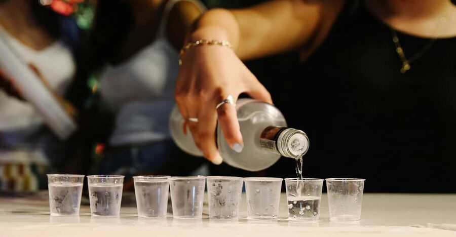 Warsaw: Vodka Tour - Warsaw Vodka Tour in Plain Terms: 3 hours, multiple tastings, real context