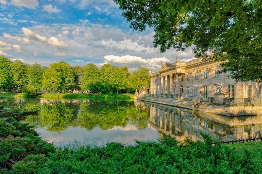 Warsaw: Warsaw Historical Group Tour with Pickup & Drop-Off - Key highlights