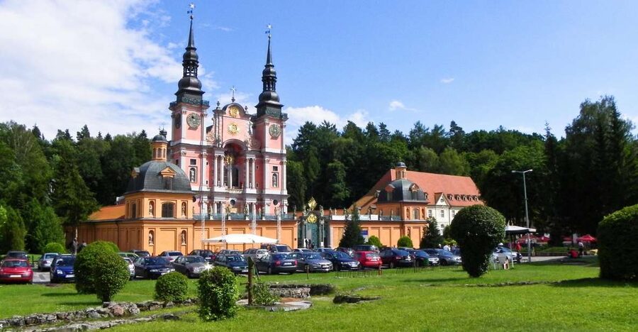Warsaw Wolf’s Lair with St. Lipka and Mamerki Private Guided - Should you book this Wolfs Lair, Mamerki, and Święta Lipka tour?