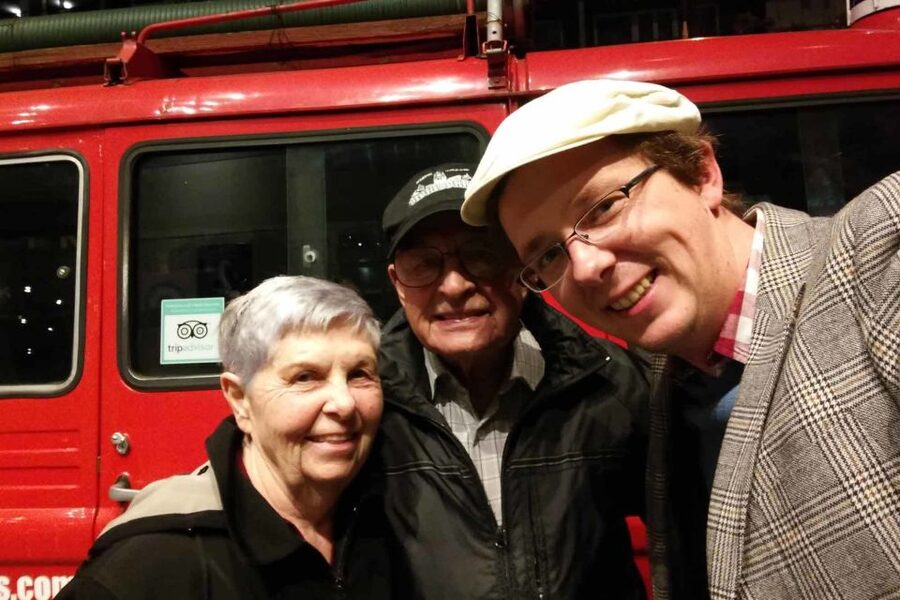 Warsaw: WWII Private Tour by Retro Minibus with Hotel Pickup - Key things that make this WWII minibus tour worth it