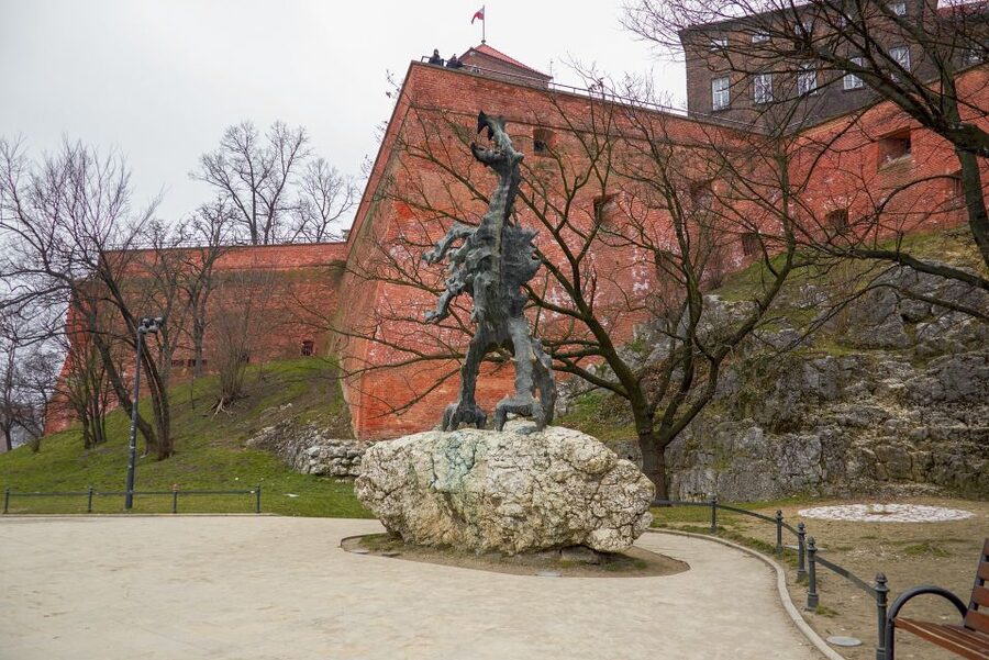 Wawel Castle & Cathedral Skip the Line Small Group Tour - Why Wawel Feels Worth It When You Skip the Lines