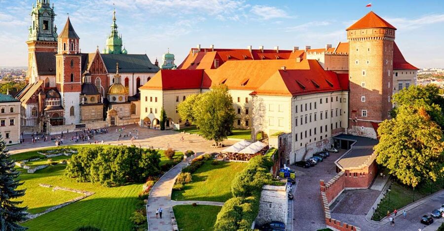 Wawel Castle & Cathedral Skip the Line Small Group Tour - Wawel Cathedral: Coronations and Royal Burial Ground