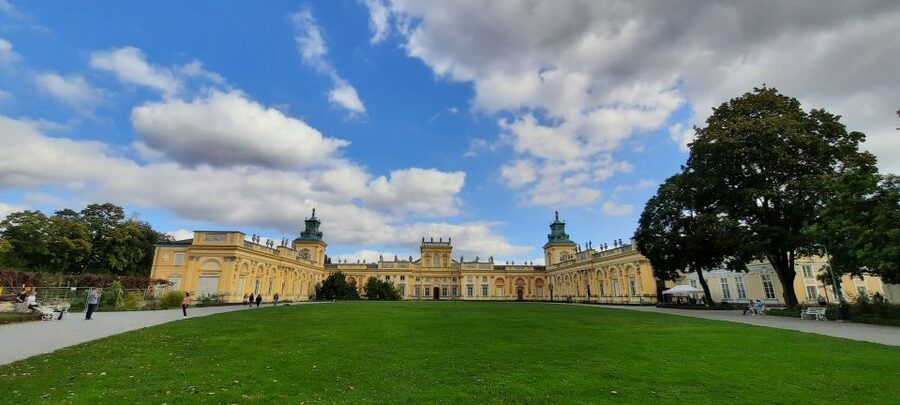 Wilanów Palace: 2-Hour Guided Tour with Entrance Tickets - Should you book this 2-hour Wilanów Palace tour?