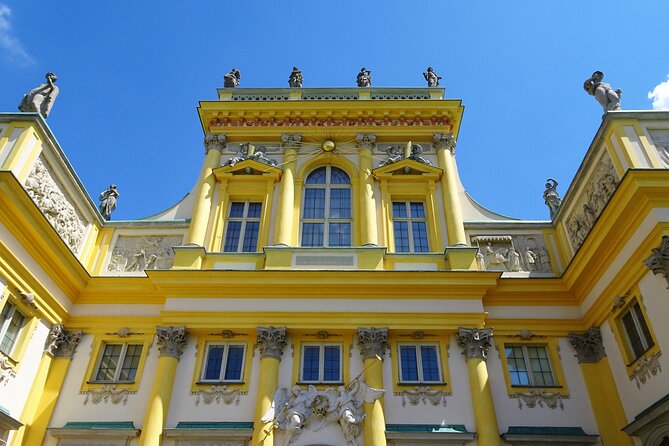 Wilanów Royal Palace + Polish Vodka Museum: SMALL GROUP /inc. Pick-up/ - Price and Logistics for a 4-Hour Half Day