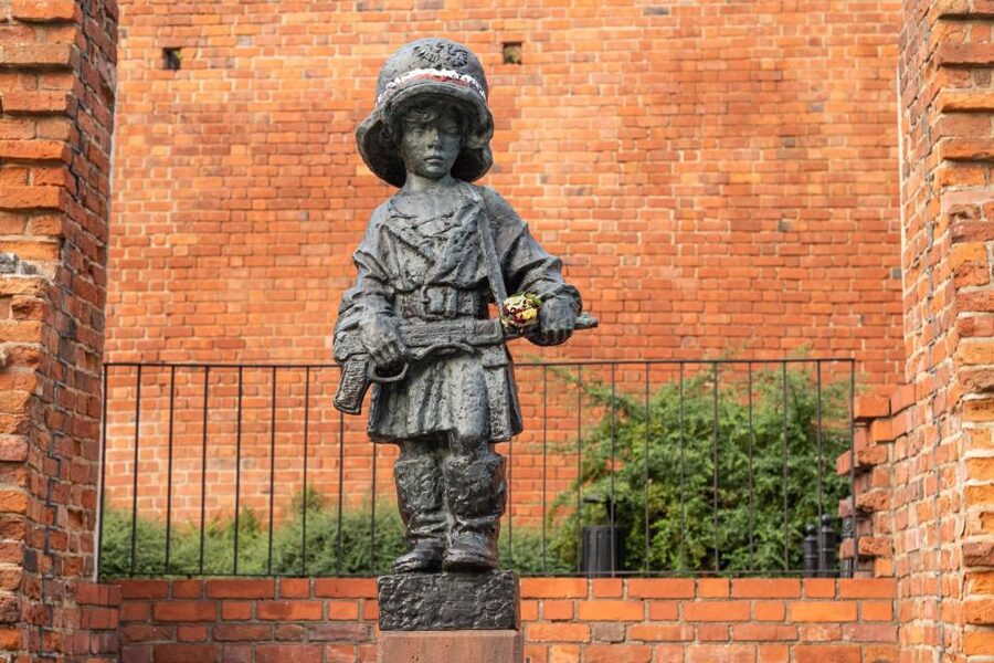 World War II Warsaw Old Town, Military Cemetery Walking Tour - Key highlights worth planning for