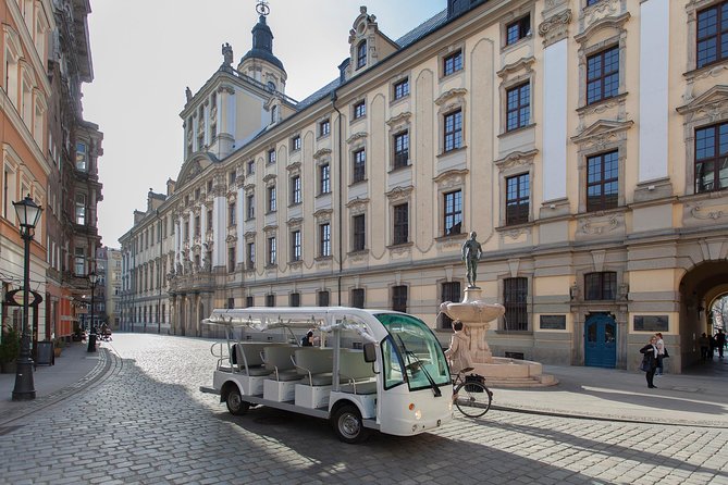 Wroclaw, 1- hour or 2-hours Group Tour by Electric Car - Centennial Hall and the Iglica area on the 2-hour tour