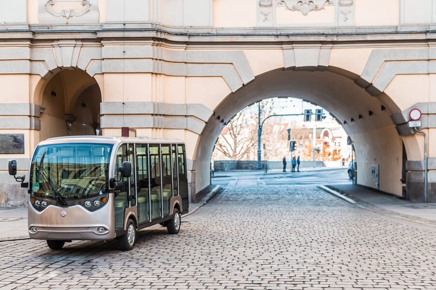Wroclaw: 1-Hour Sightseeing Tour by Electric Car - Old Town Icons: Salt Market Square, St. Elizabeth’s, and Jatki