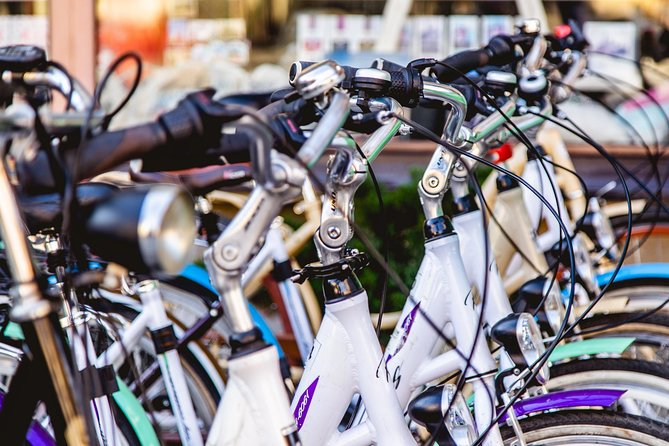 Wroclaw: 3-Hour Bike Tour in English - Meeting at Rynek 14: your launchpad for Old Wroclaw