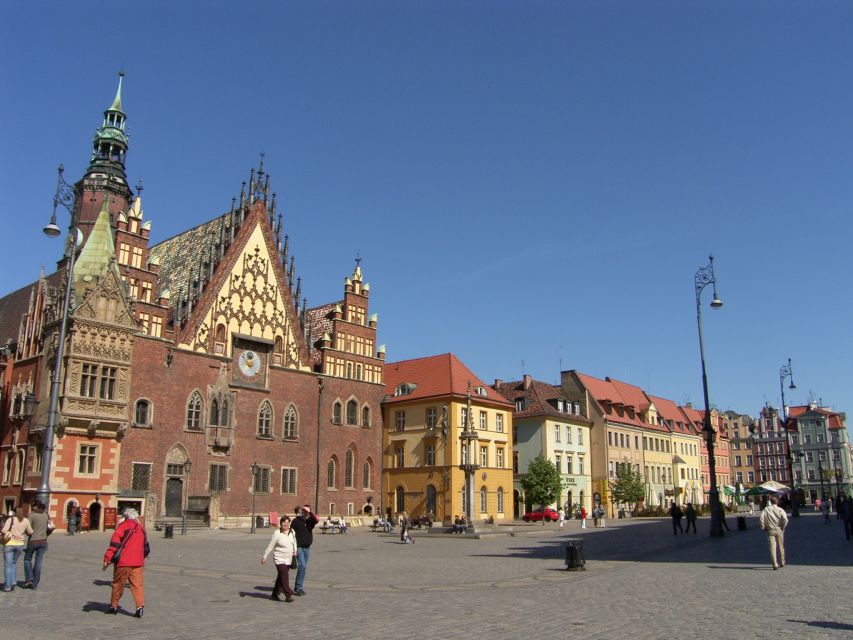 Wrocław: city walk with a professional guide and cruise - Who This Tour Is Best For
