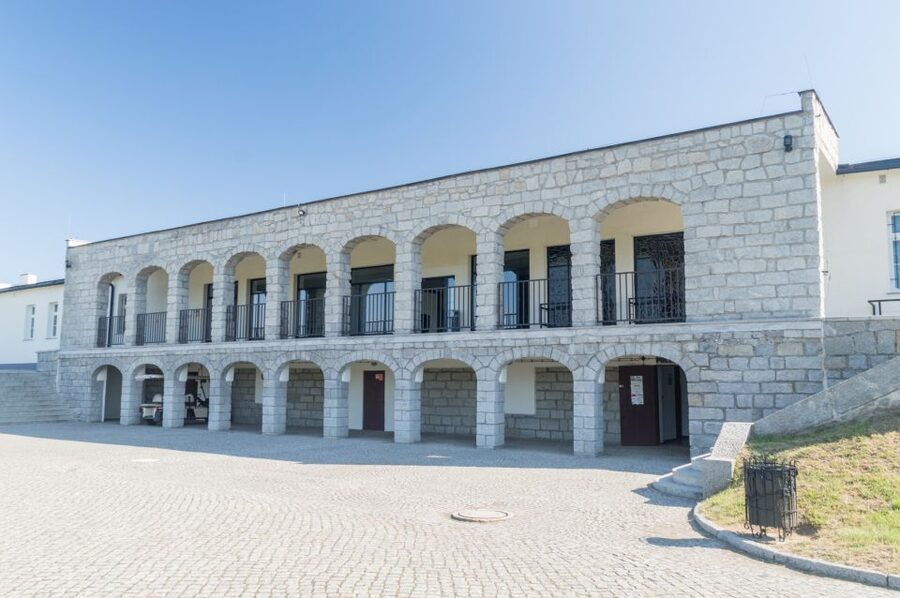 Wroclaw: Day of WW2: Riese, Gross-Rosen, Ksiaz Castle - Price And Value: Does $267 Make Sense For Three WWII Stops?