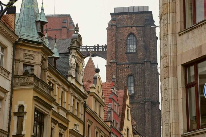 Wroclaw different - secrets of the city, 2 hours. 3-9 people - Key things you’ll notice on this Wroclaw secrets tour