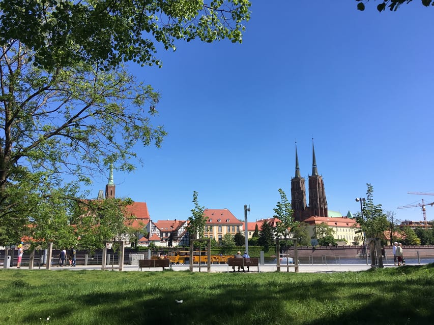 Wroclaw: Guided City Walk - Finishing Back at Rynek and Planning Your Next Stop