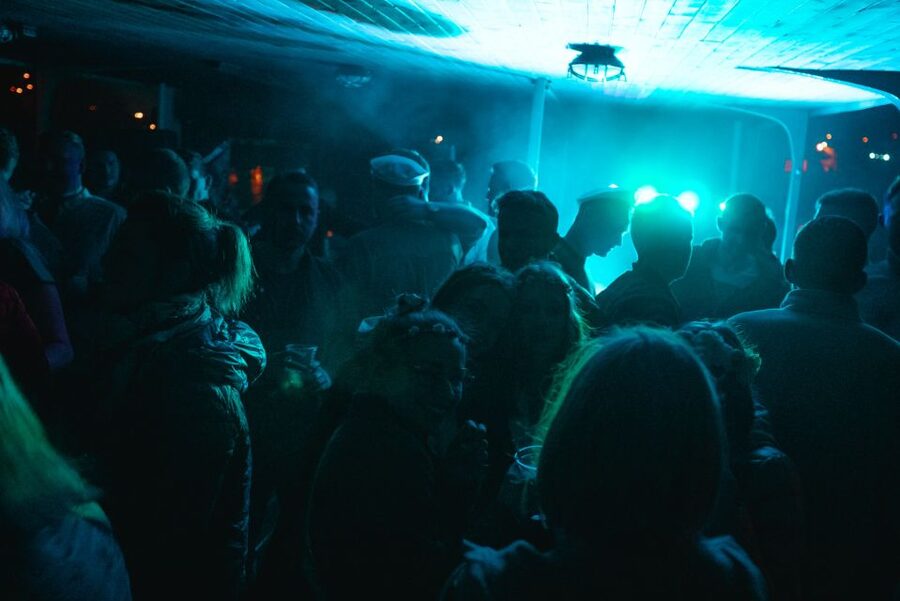 Wroclaw: Oder River Boat Party with Unlimited Drinks - Should you book the Wroclaw Oder River Boat Party with Unlimited Drinks?