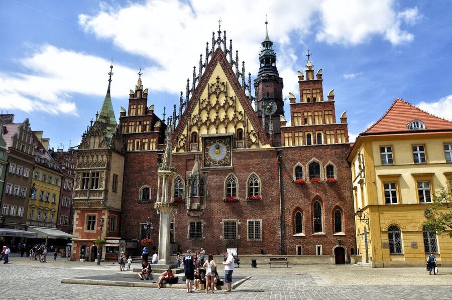 Wroclaw: Old & New Town Highlights Private Guided Walking To - Who this tour is best for (and who may not love it)
