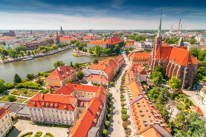 Wroclaw Old Town Guided Walking Tour - Starting at Rynek 30: Late Gothic City Hall sets the pace
