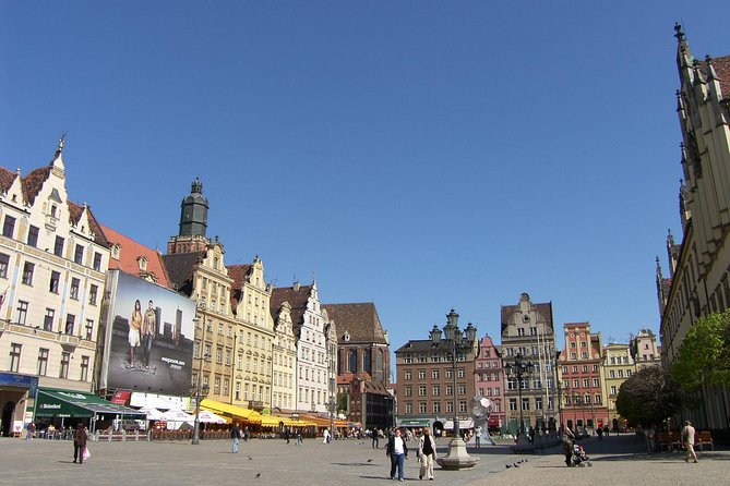 Wroclaw Private Guided Tour SHORT AND PROFESSIONAL. 2 pcs., 1 - 9 pers. - Market Hall (Hala Targowa) for Silesian products, about 10 minutes