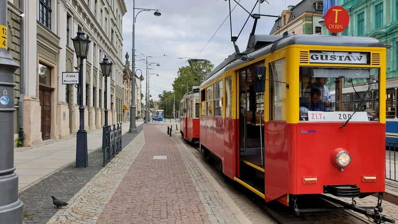 Wroclaw: Private Tour by smal Historic Tram (1,5h, 16 seats) - Where the tour starts at Wrocław Opera (and how to not miss your tram)