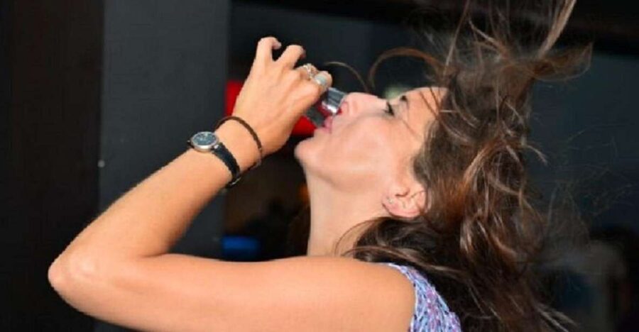 Wroclaw Pub Crawl with Free Drinks - Starting at Pewexx: how the night gets going