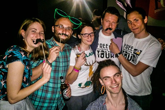 Wroclaw Pub Crawl - Meeting point to last club: how the night flows