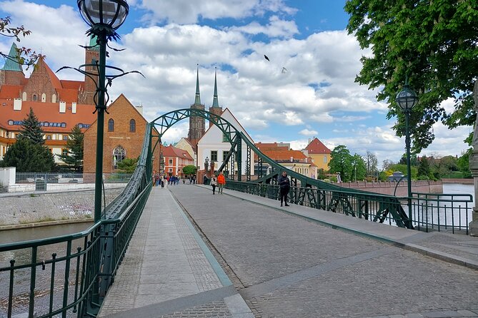 Wrocław’s Old Town: A Self-Guided History Tour - Market Hall, The Cathedral of Commerce, and Local Rhythm
