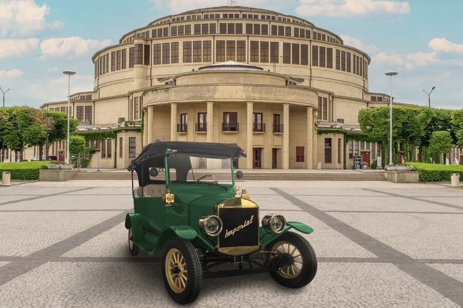 Wrocław: Tour of the Old Town in an Imperial E-car - Who this tour suits best