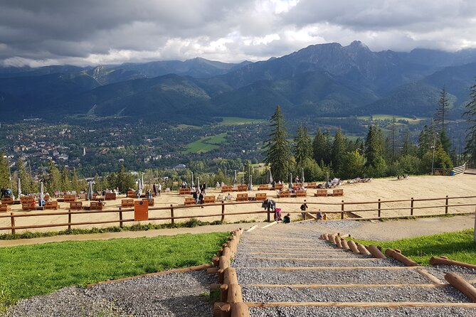 Zakopane and Tatra Mountains, regular small group tour from Krakow - Zakopane Time on Krupówki Street: Shopping, Lunch, and People-Watching