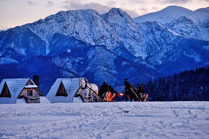 Zakopane Horse-Drawn Rides with Local Guide and Food Tasting - The Torch and Route Segment: What About 60 Minutes Really Feels Like