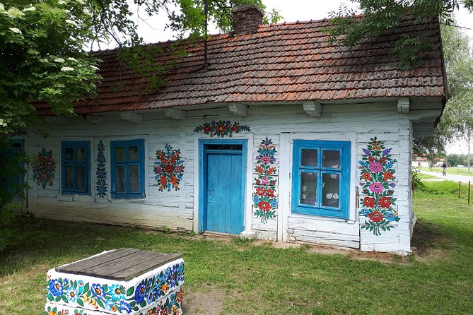 Zalipie Private Tour from Krakow The Painted Village - Getting to Zalipie without the public-transport headache