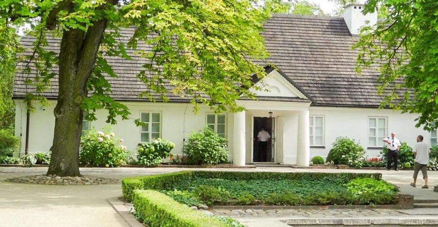 Zelazowa Wola: Frederic Chopin Half-Day Private Tour - Entering the Chopin family home annex: recreated rooms and early manuscripts